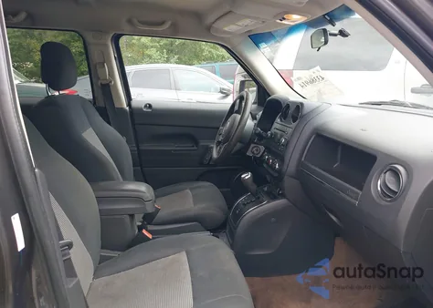 2014 Jeep Patriot Sport z USA, uszkodzony, nr VIN 1C4NJPBA1ED777871